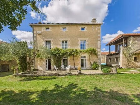 grande propriété à la campagne