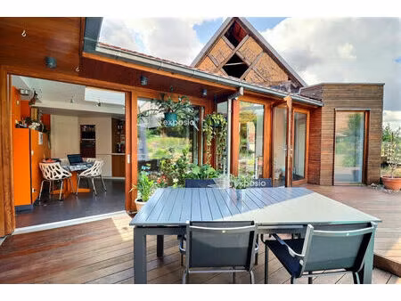 nordheim ensemble immobilier de plusieurs bâtiments de 655m2 sur 14.55 ares.