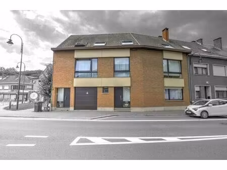 immeuble de rapport comprenant un duplex 3ch + maison 2-3ch