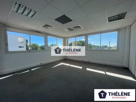 location bureau 228m2 montpellier (34000) - 2565 € - surface privée