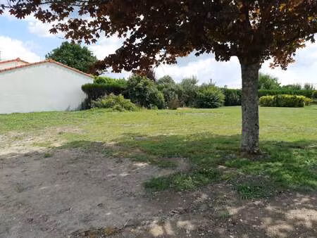 vente terrain à saint-julien-de-concelles (44450) : à vendre / saint-julien-de-concelles