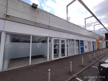 location locaux professionnels 421 m² à cosne-cours-sur-loire (58200)  3 305 €
