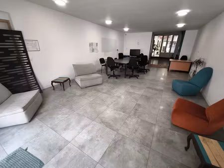 location locaux professionnels 8 pièces 220 m² à marseille 3ème (13003)  2 600 €