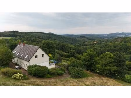 pavillon sur sous-sol avec jolie vue dégagée