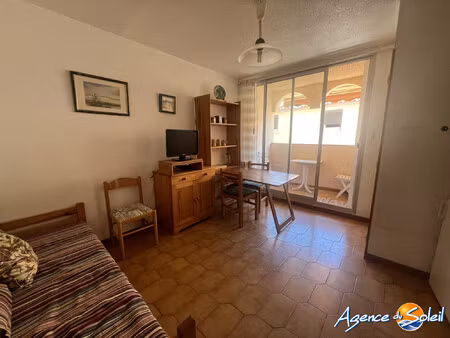 studio cabine à 50m de la plage