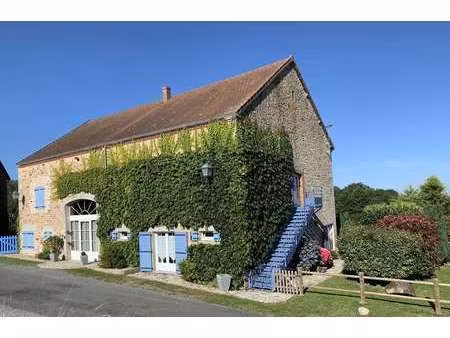 maison de luxe à vendre à jouillat : 572 000 € | 292m²