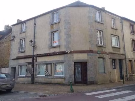 vente immeuble à saint-pierre-des-nids (53370) : à vendre / 124m² saint-pierre-des-nids