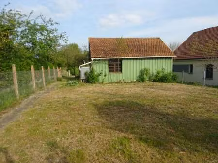 vente terrain à gesnes-le-gandelin (72130) : à vendre / 1020m² gesnes-le-gandelin