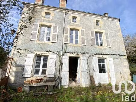 vente maison à saint-laurent-de-céris (16450) : à vendre / 160m² saint-laurent-de-céris