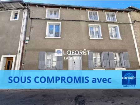 vente maison 5 pièces 102 m² à chaudes-aigues (15110)  40 000 €