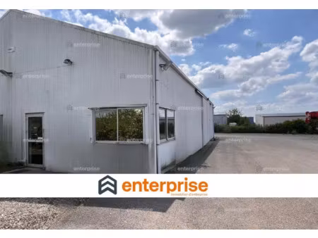 opportunité rare - emprise foncière importante et bâtiment d'activités de 250 m2 - à louer