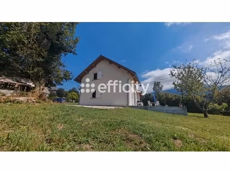 maison 5 pièces - 109 m²