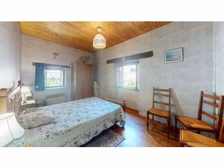 vente maison 8 pièces 194 m² sauveterre-de-rouergue (12800)