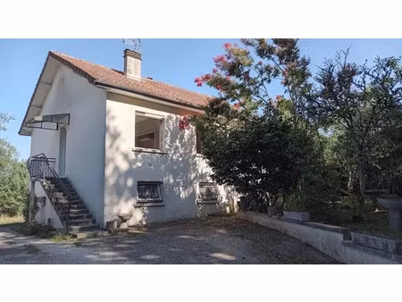 vente maison 3 pièces 72 m² nontron (24300)