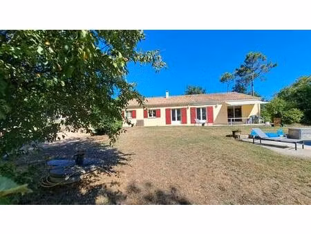 vente maison 7 pièces 174 m² saint-christophe-de-double (33230)