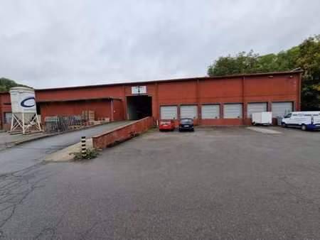 entrepôt de 200m²