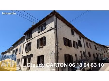 immeuble 160 m² saint-germain-laval