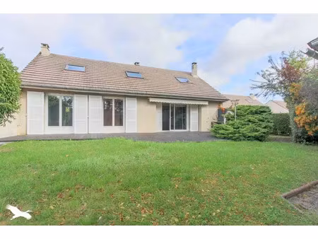 vente maison 9 pièces 142 m² oinville-sur-montcient (78250)