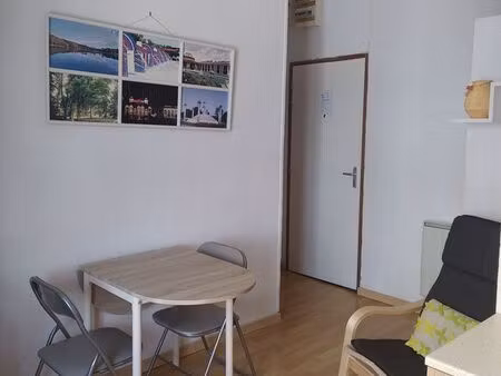 contrexéville. parfait pour cures 