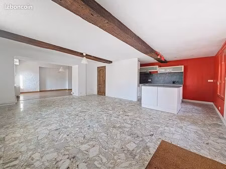 appartement 5 pièces 145 m²