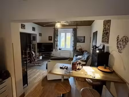 appartement 3 pièces 81 m²