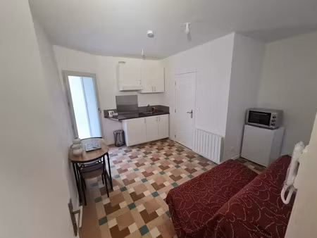 appartement 1 pièces 15 m² à louer volonne 04290 ? | era immobilier