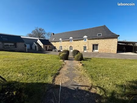 maison 9 pièces - 270 m2