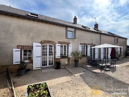 longère 6 pièces 199 m²