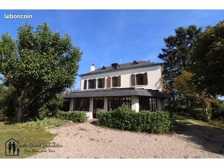 maison 7 pièces 170 m²