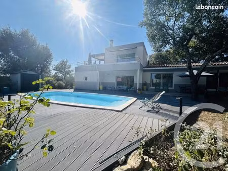 maison 5 pièces 135 m²