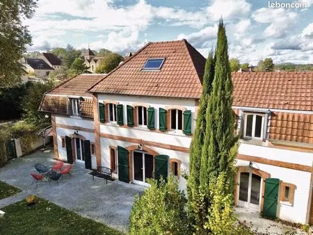 maison 7 pièces 178 m²
