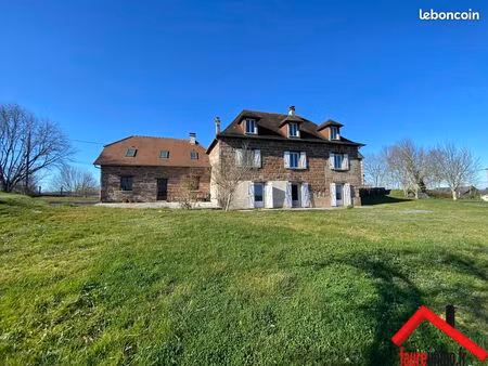 maison 15 pièces 271 m²