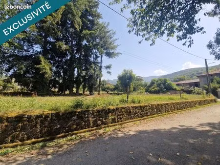terrain 480 m² urau