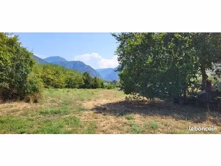 terrain constructible tarascon sur ariège