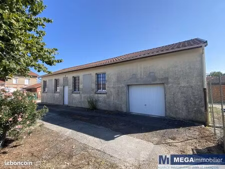 inconnu 1 pièce 123 m²