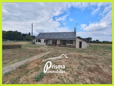calme absolu pour cette longère 4 chambres sur 1.8 hectares