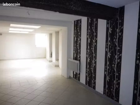 vends immeuble commerce +2 duplex charlieu