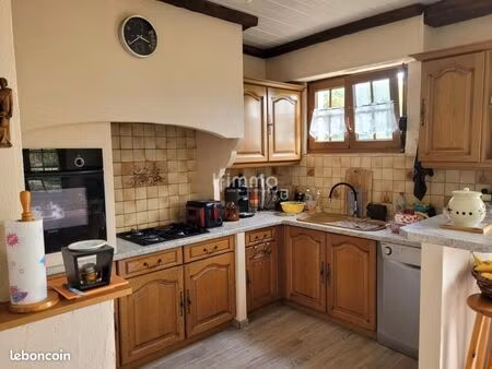 maison 5 pièces 137 m²