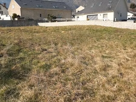 vend terrain 815m2 viabilisé à bâtir