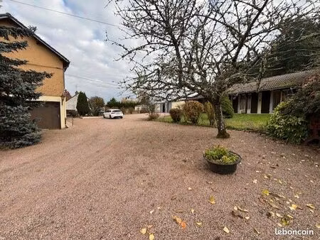 maison 8 pièces 190 m²