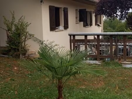 villa 4 pièces 95 m²