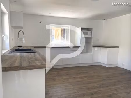 maison 6 pièces 161 m²