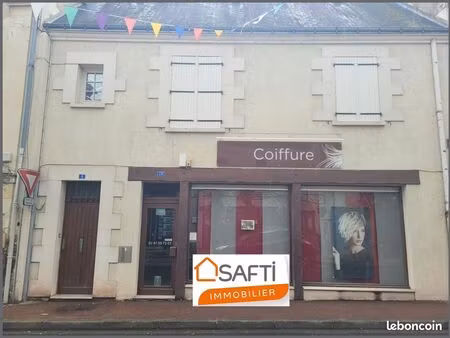 local commercial 122 m² descartes