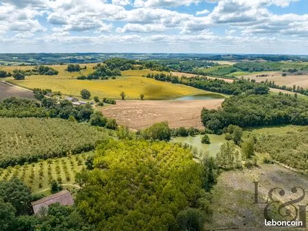 terrain 276000 m² monclar