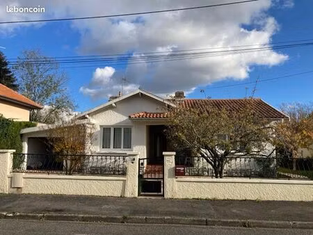 pavillon 110 m2 3 chambres et grand garage