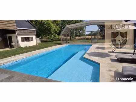 propriété 6 pièces 220 m²