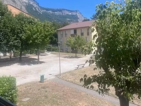 appartement 4 pièces 82 m²