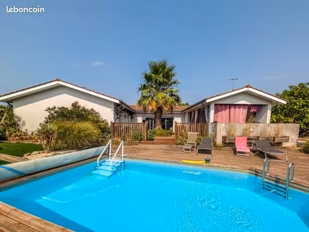 maison moderne 100 m² + studio indépendant + piscine chauffée – proche dax