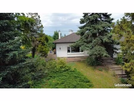 maison 5 pièces 155 m²