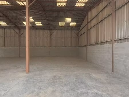 hivernage camping-car sécurisé – entre colmar et mulhouse – entrepôt bétonné